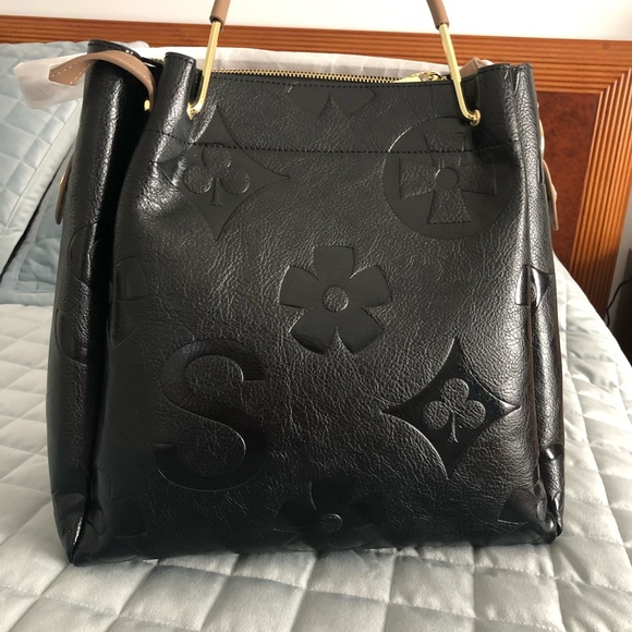 Perfect bag to go back to work this fall - Picture 3 of 8